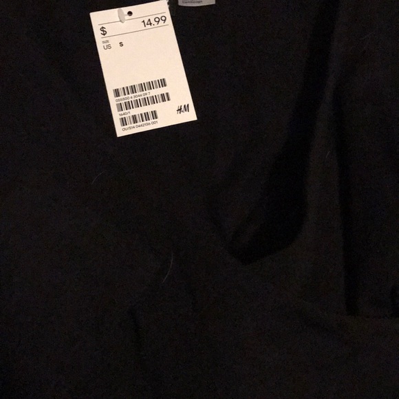 Super low V cross front long sleeve crop top - Picture 3 of 3